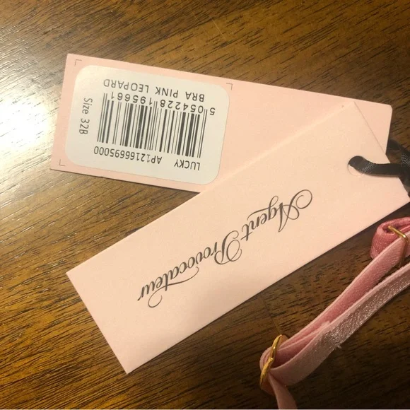 NWT $130 Agent Provocateur Lucky Full Cup Underwired Bra in Pink Leopard - 32B! - Picture 15 of 16